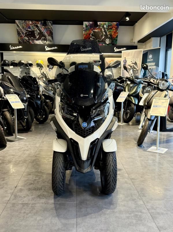 Mp3 400 Piaggio Mp3 Listino Piaggio MP3 400 ABS Hpe (2023 25