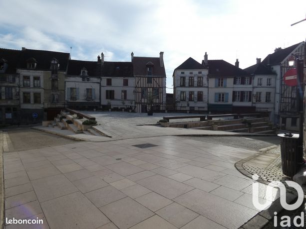 Immeuble 300 m² Tonnerre