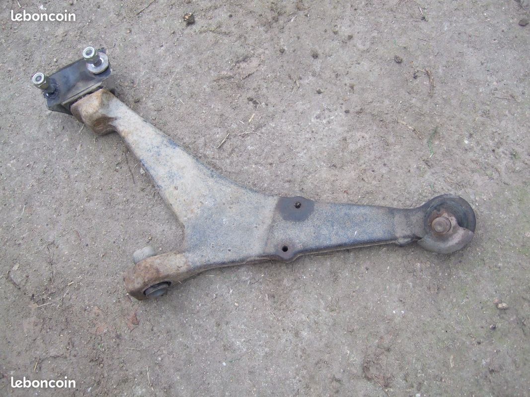 Bras De Suspension (triangle) Droit Peugeot 106 - Pièce Neuve, Garantie 1 An, Référence OEM 352079