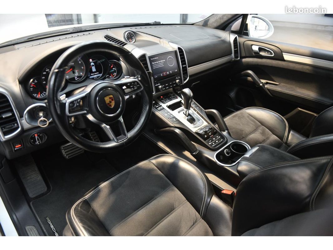 PORSCHE CAYENNE GTS - 3.6i V6 - 440ch - BVA - Suivi Porsche (image 9)