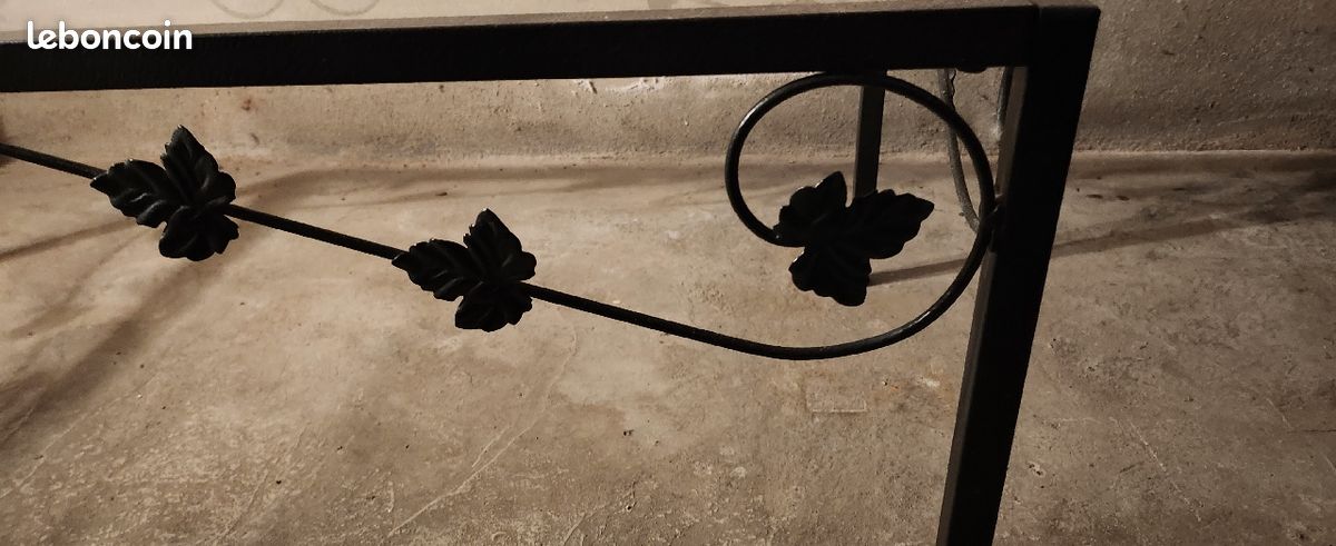 Table basse en verre et fer forgé (image 2)