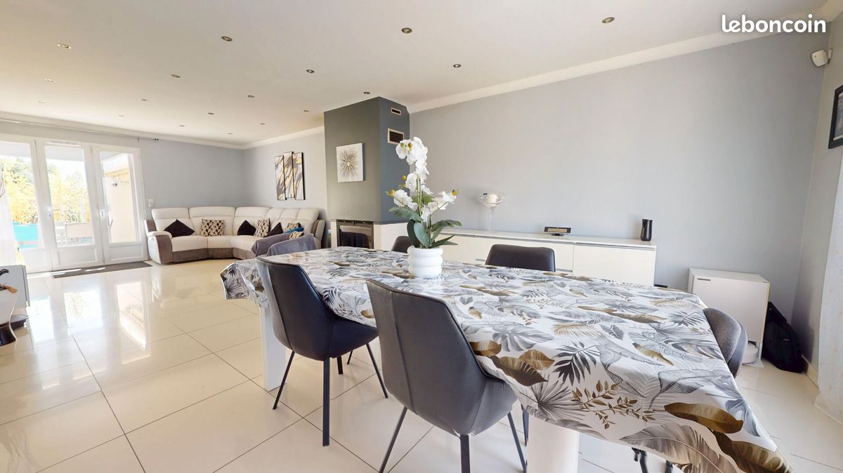 Maison 7 pièces 154 m² · à Tournan-en-Brie · 154 m² · 429 000 €