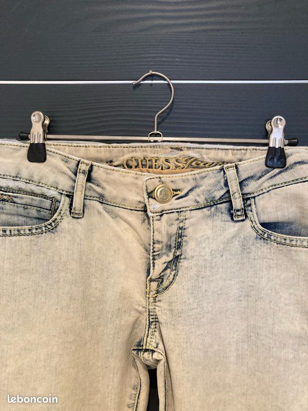 Jean GUESS T 29 bleu ciel jauni (image 1)