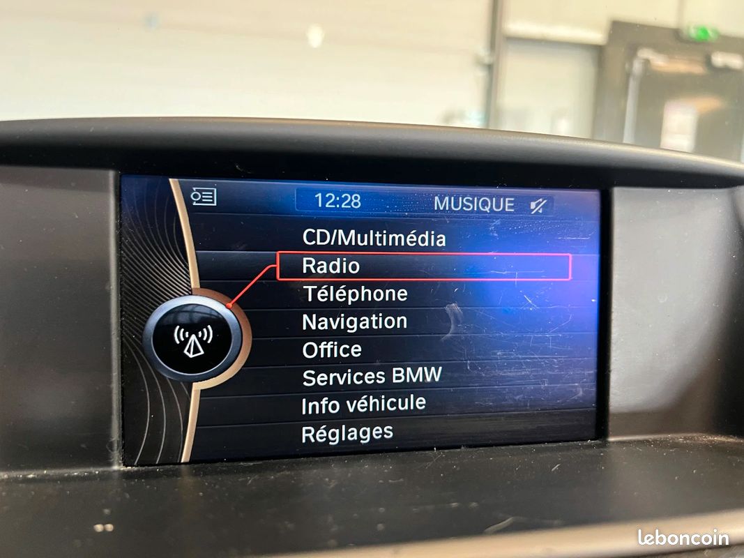 BMW SERIE 1 CABRIOLET E88 LCI 118d 143 ch Edition Exclusive (image 23)