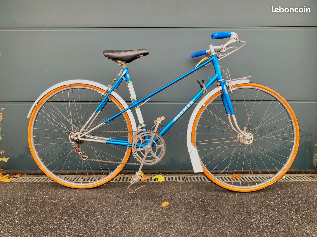 Paire de roues vélo vintage Motobécane + boyaux Vittoria Rally – 700c – 5 vitesses - Équipements vélos