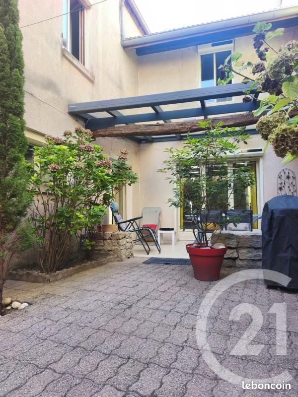 Maison 6 pièces 107 m² · à Nuits-Saint-Georges · 107 m² · 309 000 €