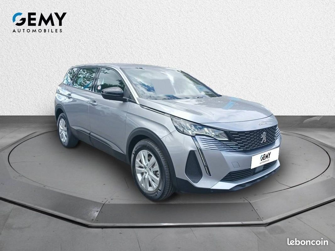 PEUGEOT 5008 Hybrid 136 e-DCS6 Active Pack (image 3)