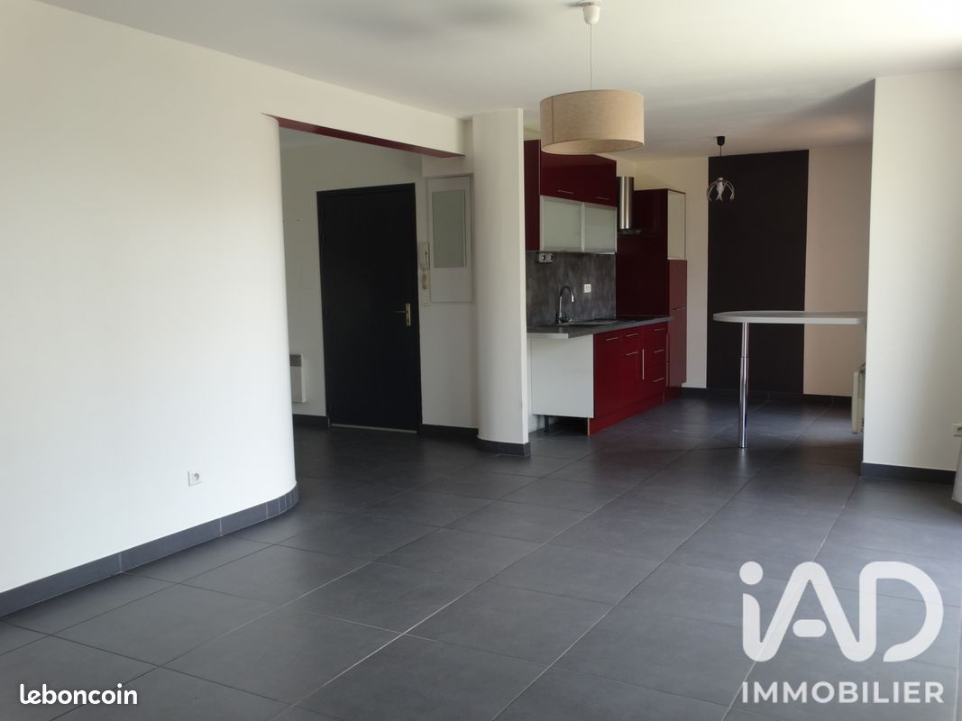 Appartement 4 pièces 85 m² · à Châlons-en-Champagne · 85 m² · 850 €/mois