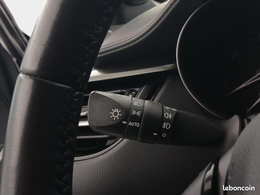 Toyota C-HR 2.0 Hybride 184ch Collection E-CVT (image 26)