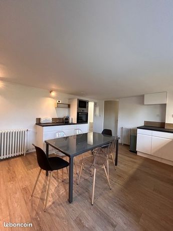 Maison 6 pièces 105 m² — 2
