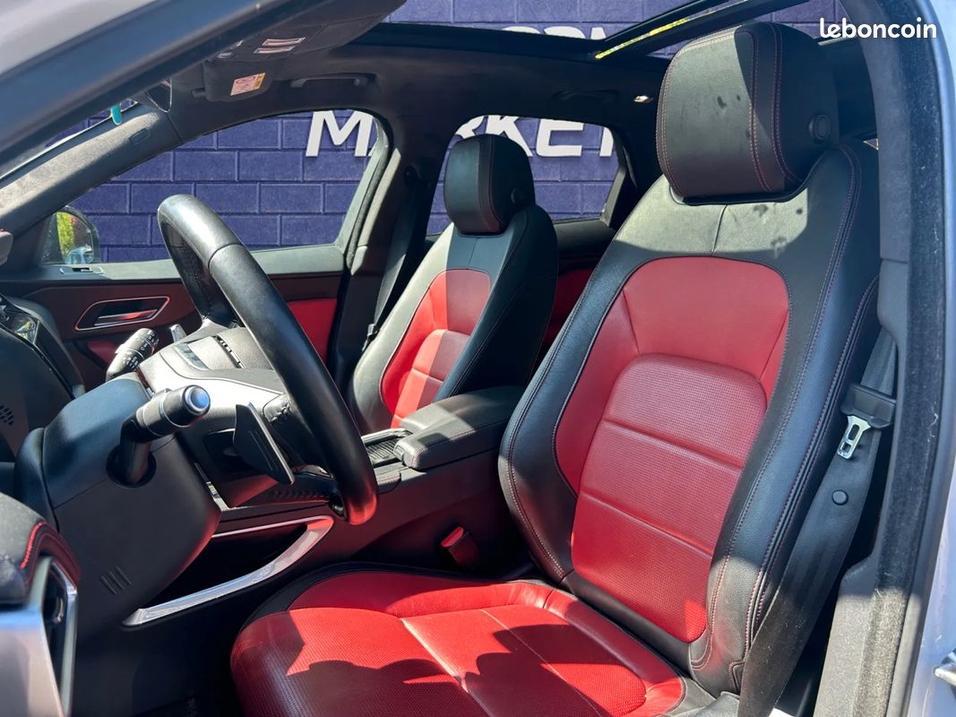 JAGUAR F-Pace 2.0 D 240ch R-Sport - 2018 - 95 000 km - Suivi complet - Attelage (image 9)