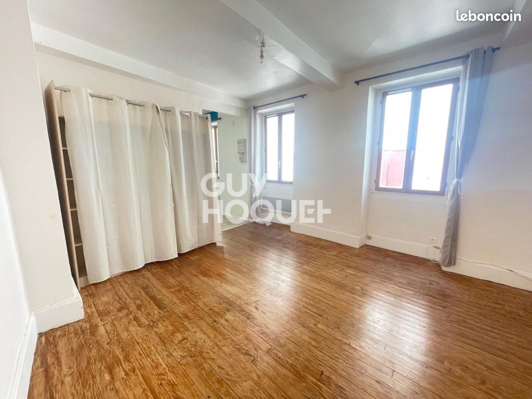 Appartement 1 pièce 28 m² · à Saint-Péray · 28 m² · 400 €
