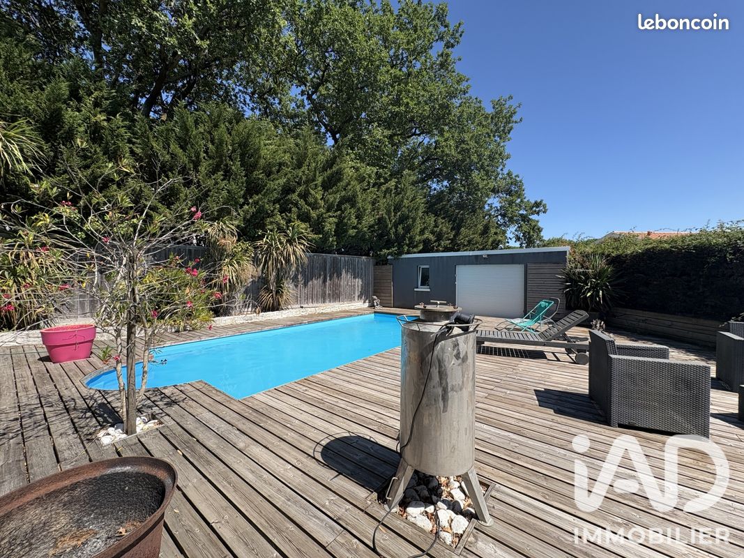 Maison 4 pièces 120 m² · à Carbon-Blanc · 120 m² · 439 000 €