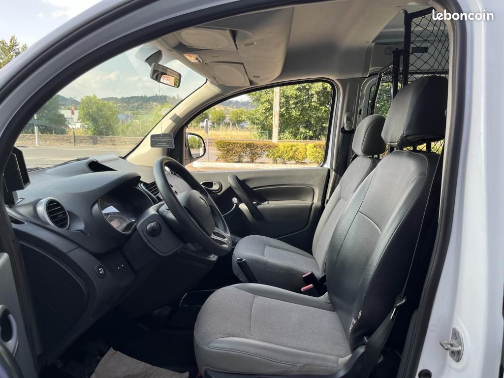 RENAULT KANGOO MAXI 1.5 DCi 95ch BVM6 vitré (image 9)