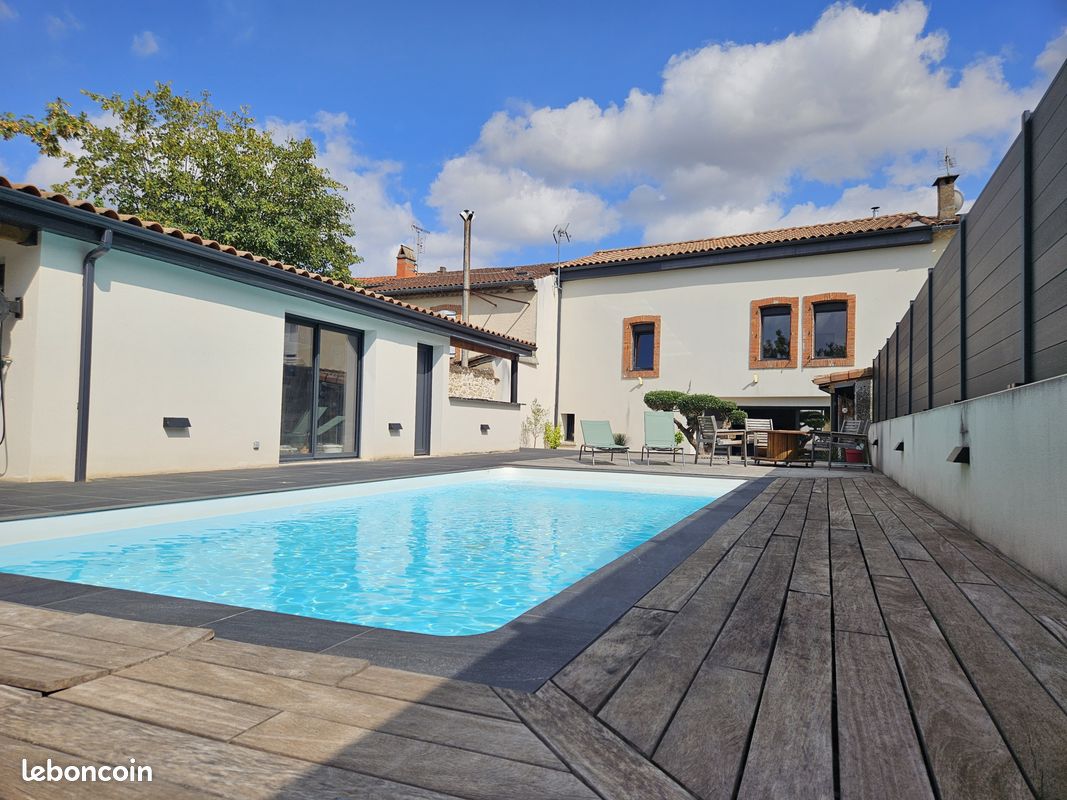 Maison 4 pièces 135 m² · à Castres · 135 m² · 365 000 €