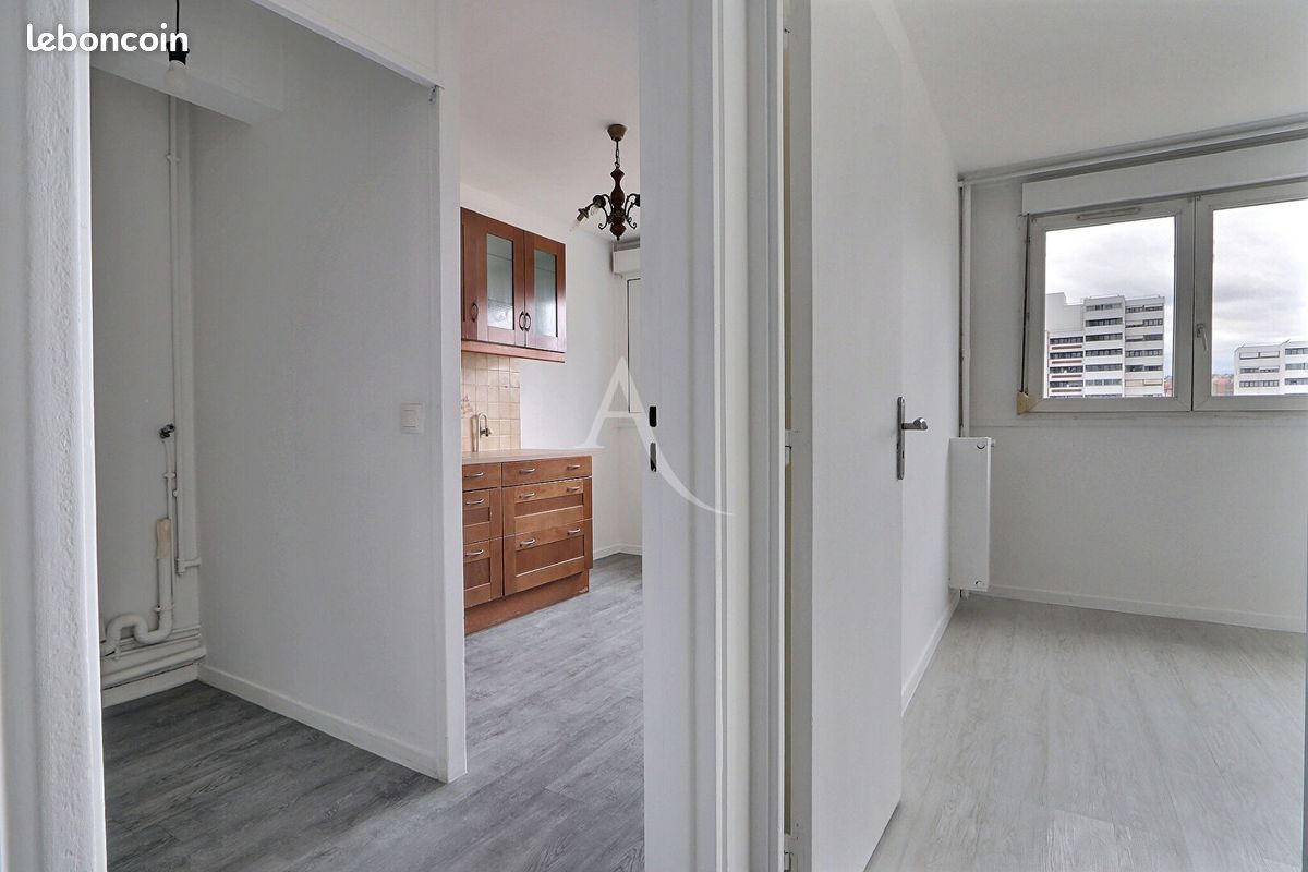 Appartement 2 pièces 47 m² · à Vitry-sur-Seine · 47 m² · 166 600 €