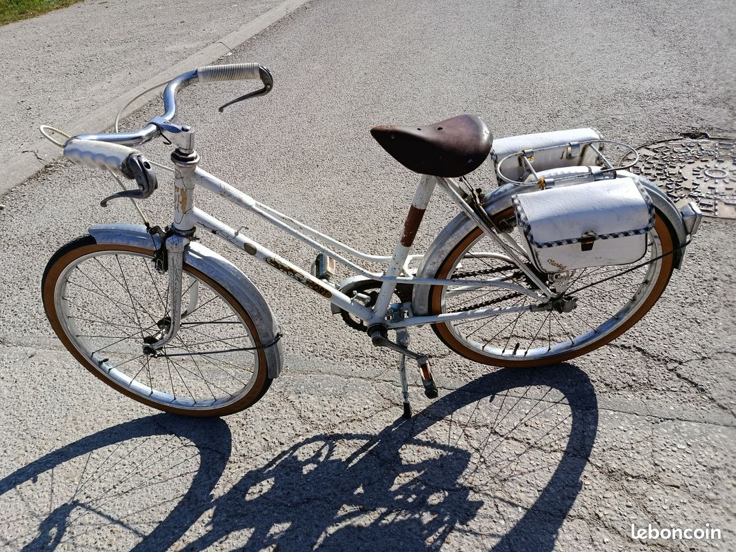 Vélo enfant Motobecane vintage - Équipements vélos