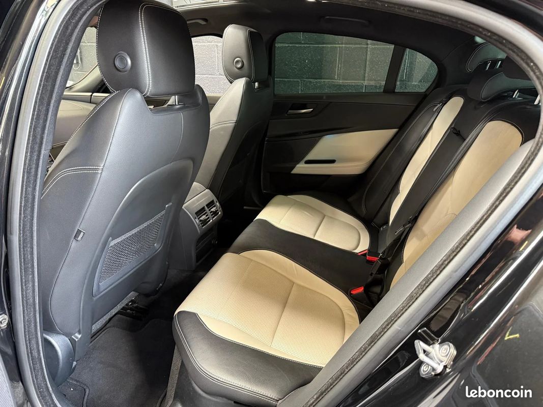 Jaguar xe r-sport 2.0 180 bva (image 21)
