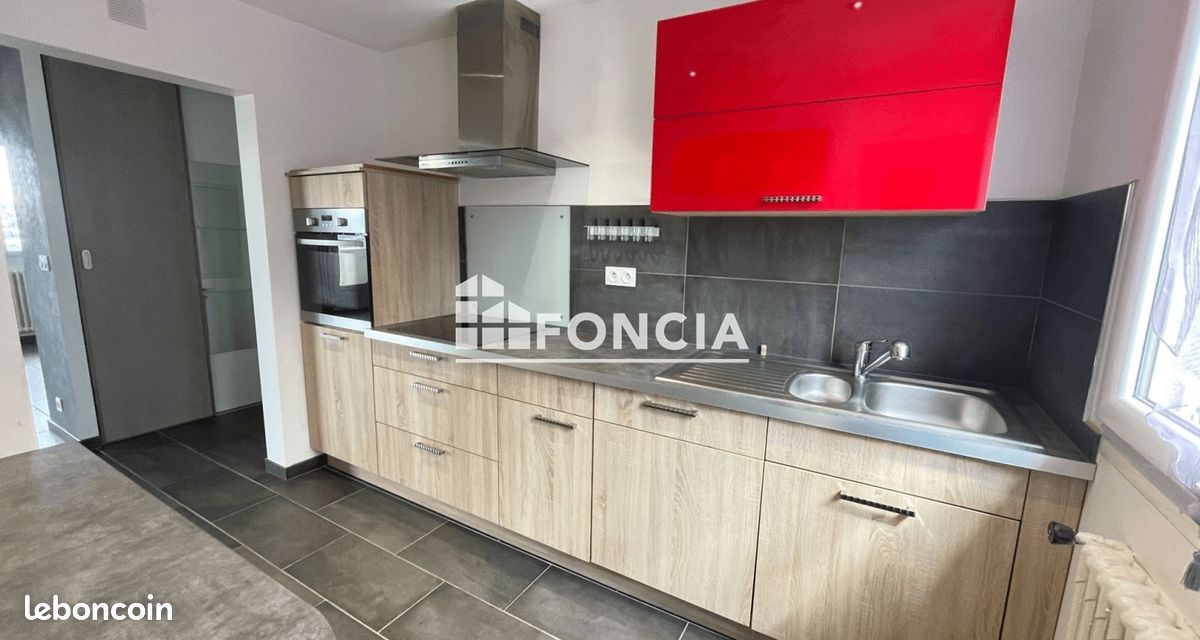Appartement 5 pièces 80 m² · à Saint-Étienne · 80 m² · 796 €
