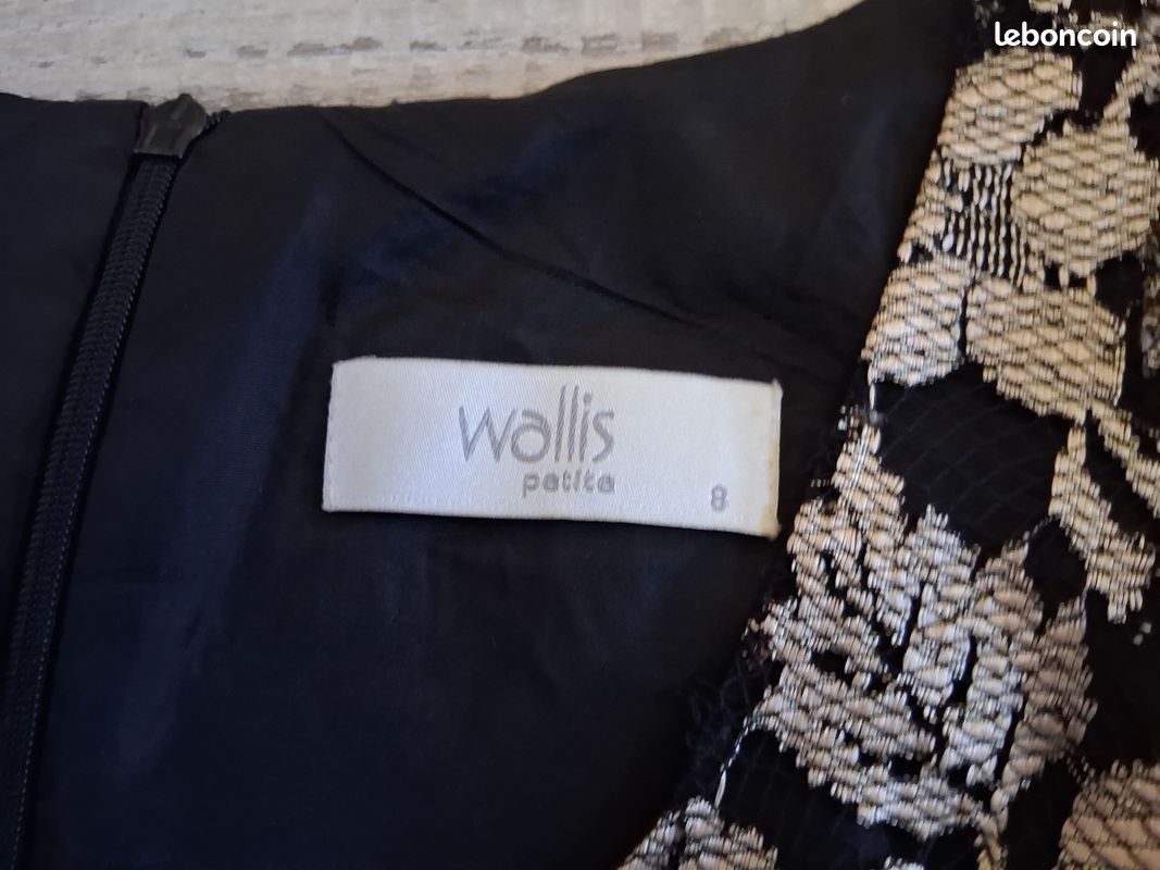 Haut Wallis Bleu Taille L - Occasion Très Bon état - Manches Courtes - Polyester - Femme