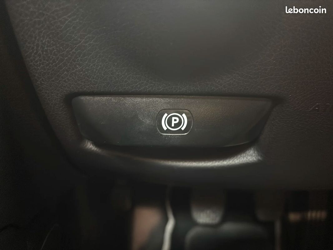 Mercedes-Benz CLASSE C C 180 CDI BlueEfficiency Classic / Embrayage 2024 + Entretiens complet (image 23)