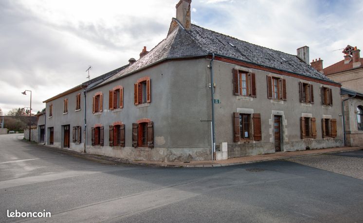 Maison 13 pièces 400 m²