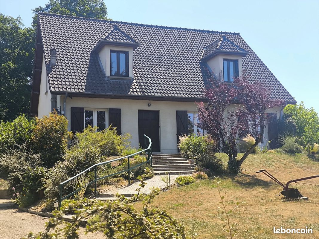 Maison 6 pièces 169 m² · à Saint-Junien · 169 m² · 220 500 €