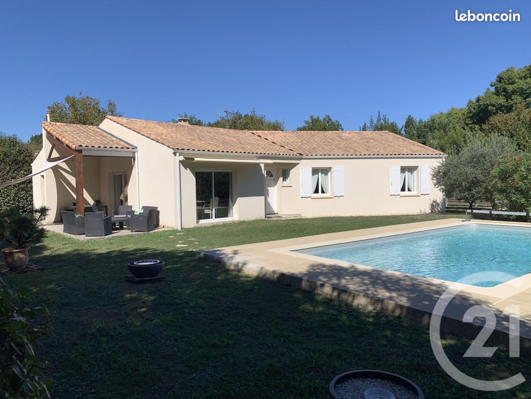 Maison 5 pièces 125 m² · à Saintes · 125 m² · 366 800 €