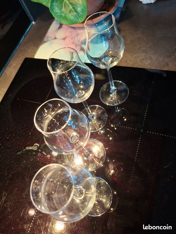 Lot De 4 Verres à Pieds Vintage - Design XXème - Verre Transparent