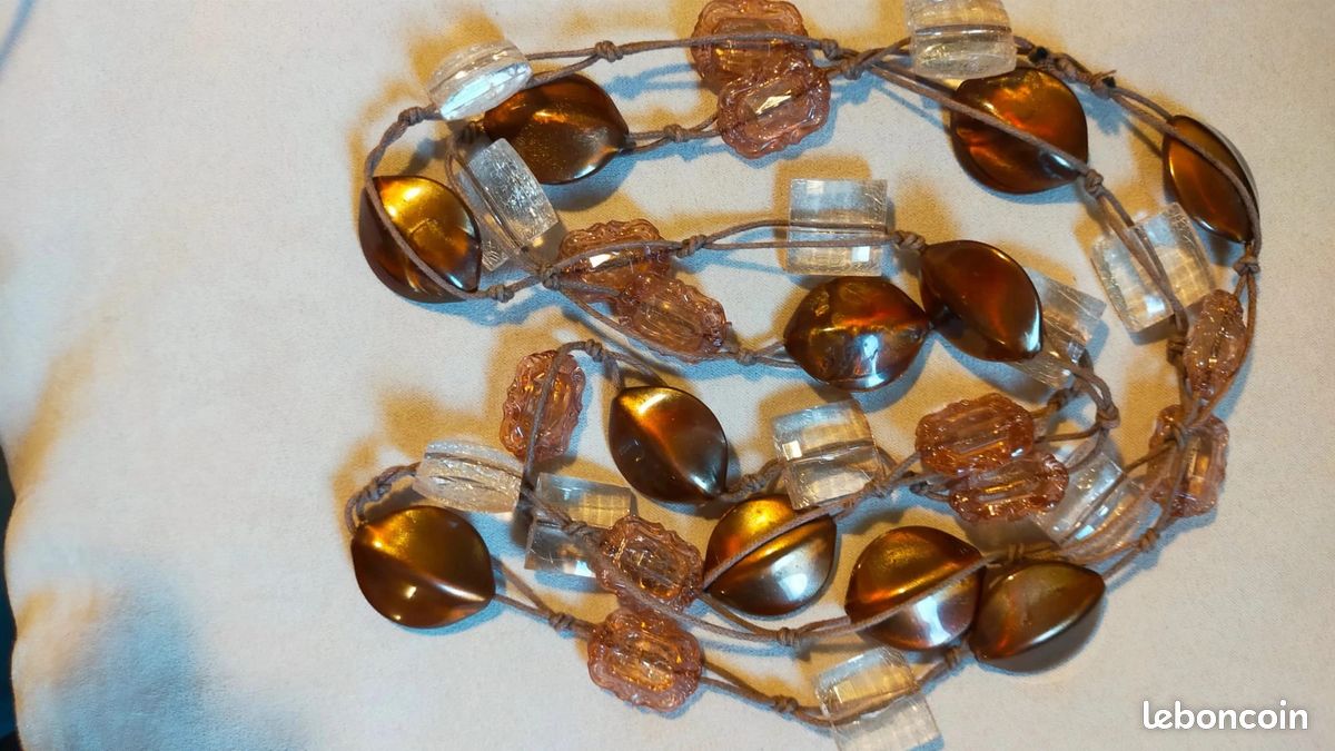 Collier Ethnique Vintage Cuir Et Ivoire - Couleur Marron Et Ivoire - Bijou Ancien