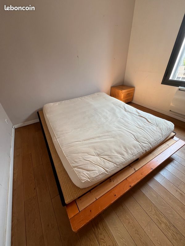 Futon japonais 200×170×13 + sommier – Bon état (image 4)