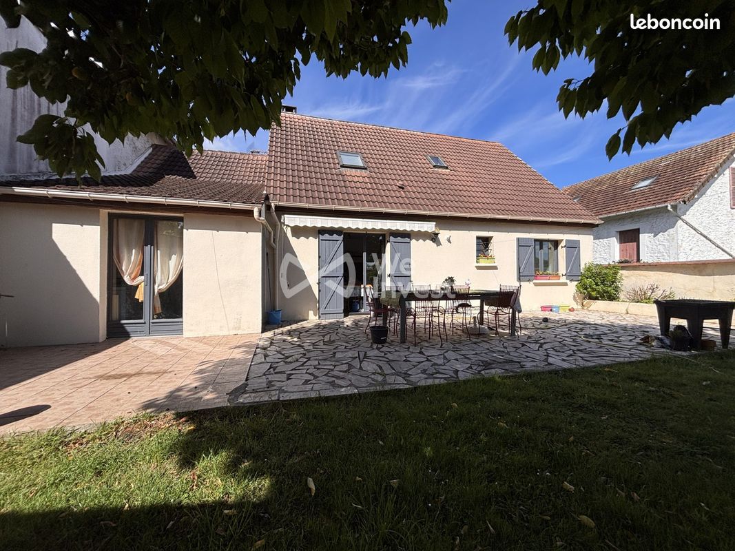 Maison 6 pièces 108 m² · à Coulommiers · 108 m² · 315 000 €