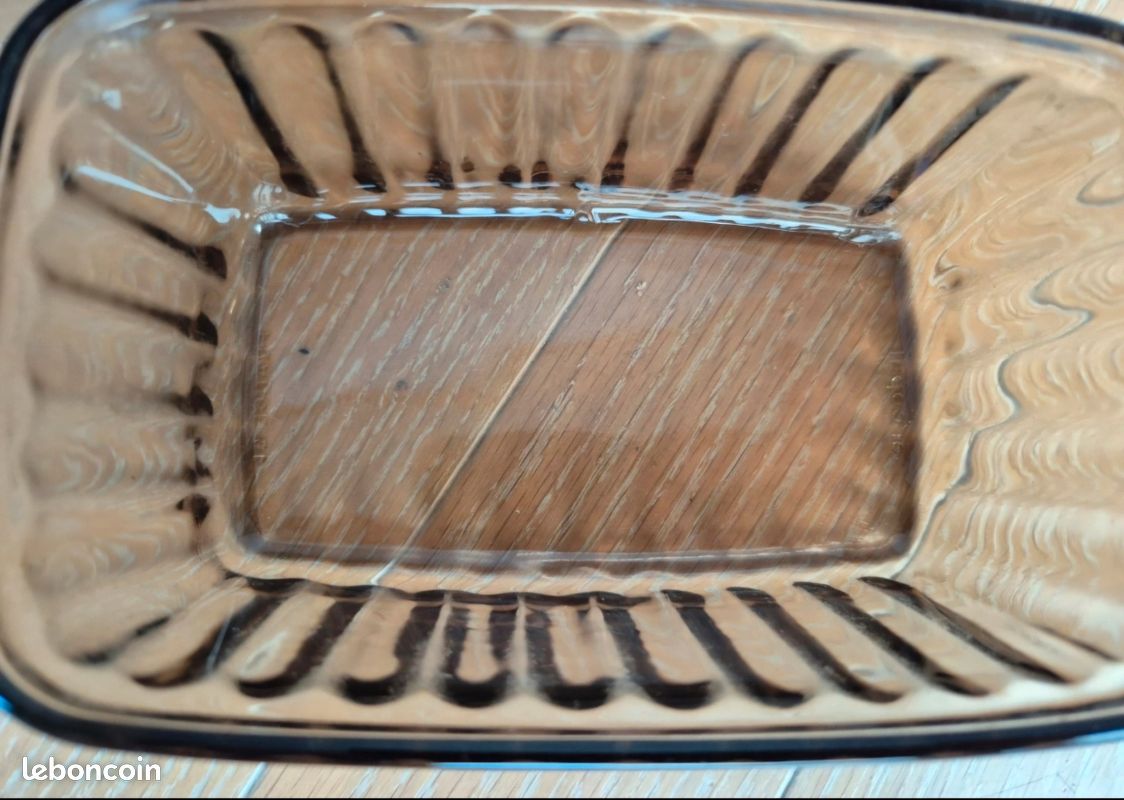 Petit Plat Arcopal Gris – Céramique – Occasion, Bon état