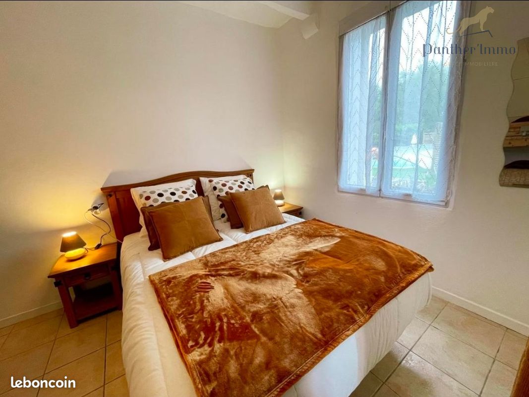 Propriété 15 pièces 310 m² (image 9)