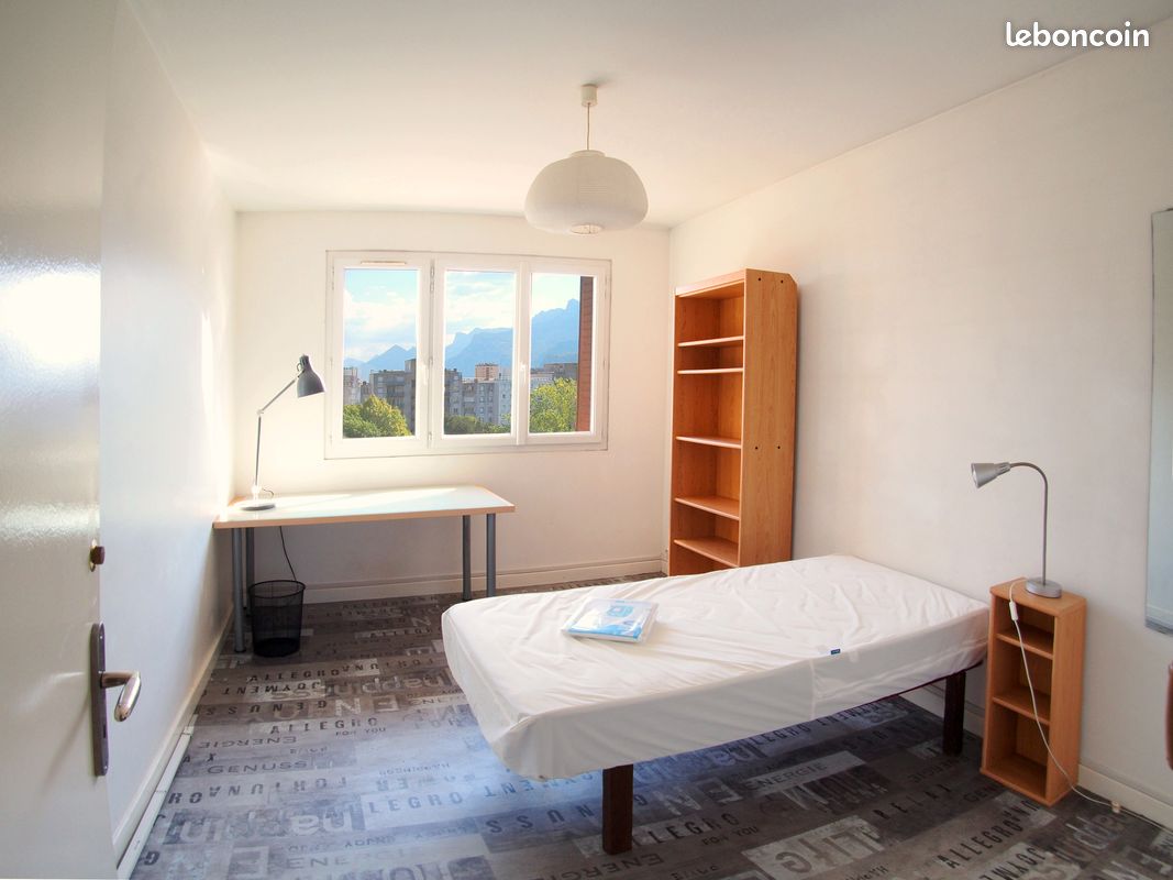 Appartement 1 pièce 12 m² · à Grenoble · 12 m² · 376 €