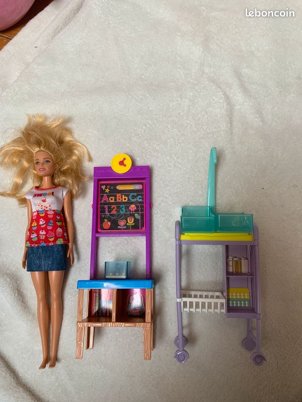 Lot de barbie (image 3)