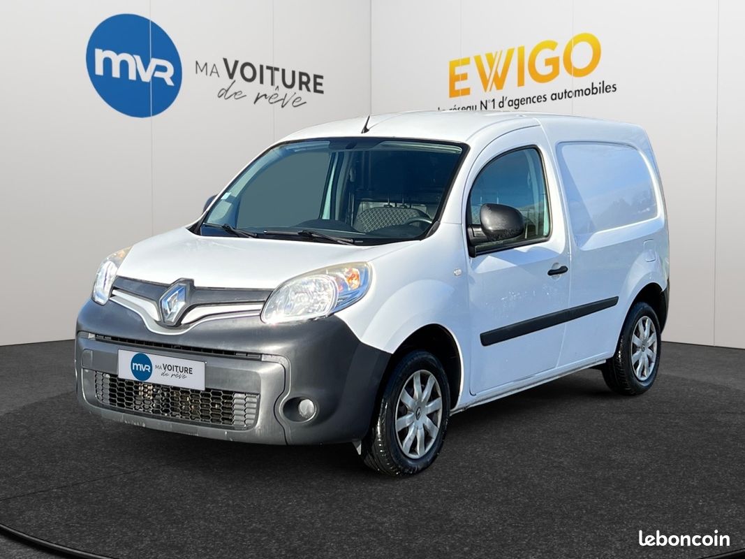 RENAULT KANGOO 1.5 DCI 90 ch Confort Fourgon - Attelage - Pas de TVA (image 1)
