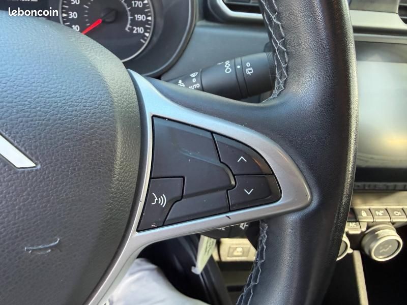 Dacia Duster 1.5 Blue dCi 115ch Journey 4x4 (image 19)