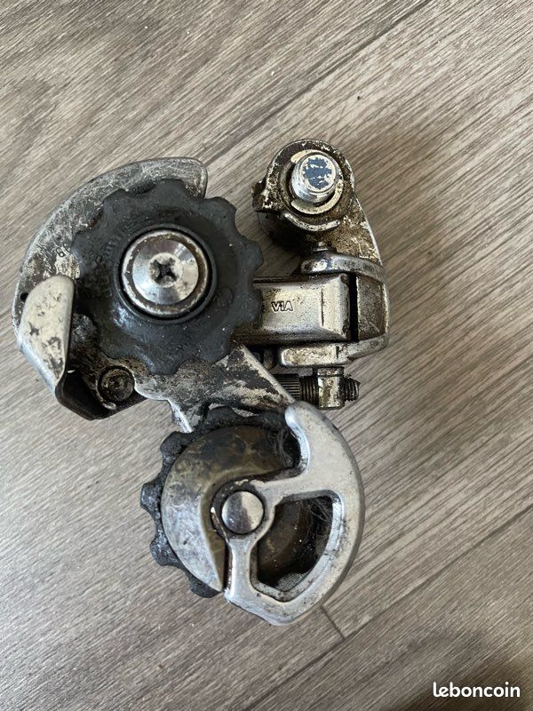 Dérailleur avant Shimano 600 arabesque 28,6 pince vintage années 1980 JOLI
