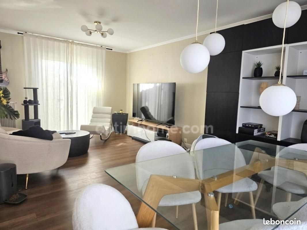 Maison 6 pièces 120 m² · à Angoulême · 120 m² · 200 000 €
