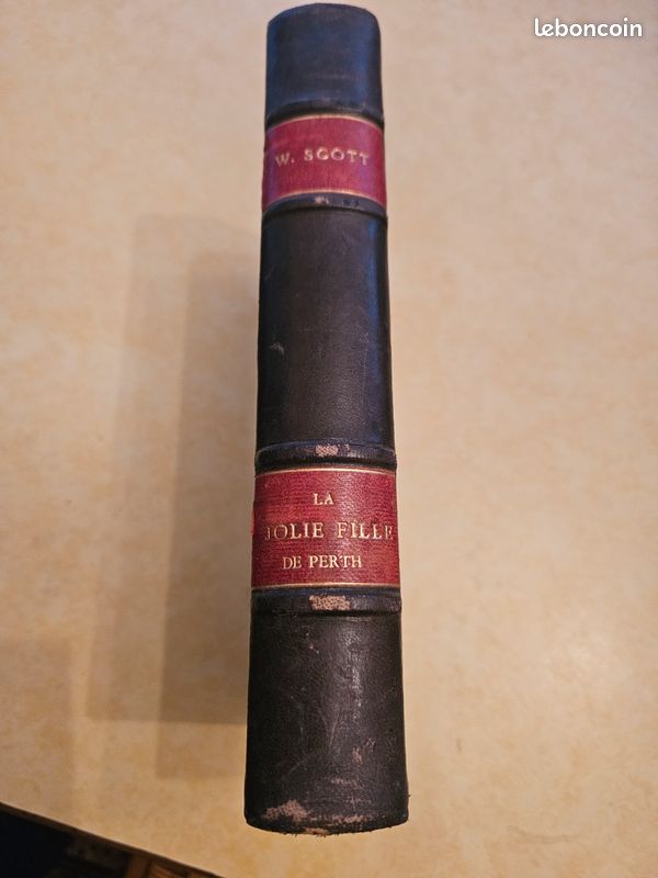 Livre ancien illustré, Walter Scott, 1883, la jolie fille de Perth (image 1)