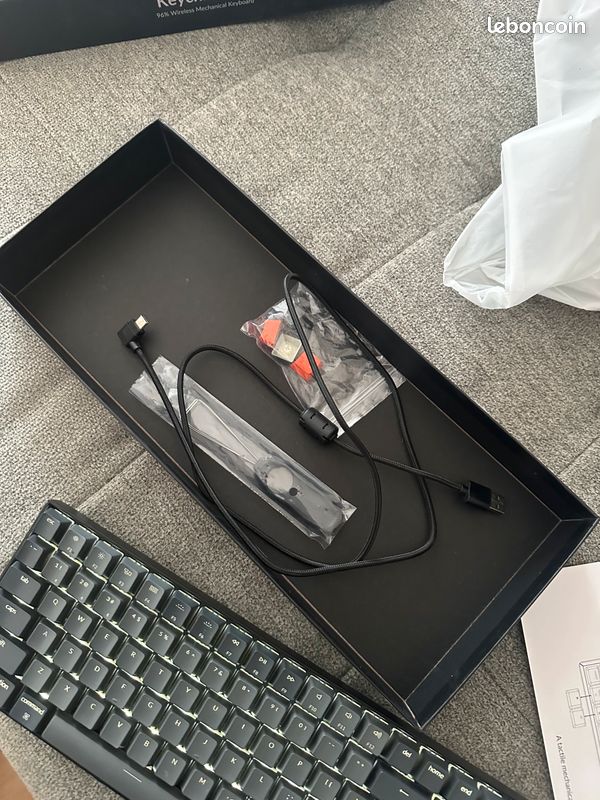 Clavier mécanique sans fil Keychron K4 V2 96% – très bon état (image 1)