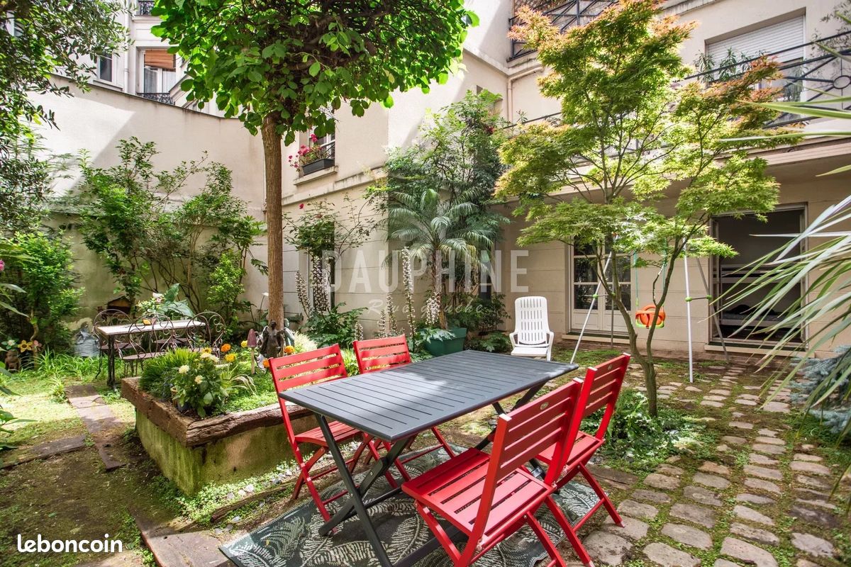 Appartement 5 pièces 125 m² · à Paris · 125 m² · 2 460 000 €