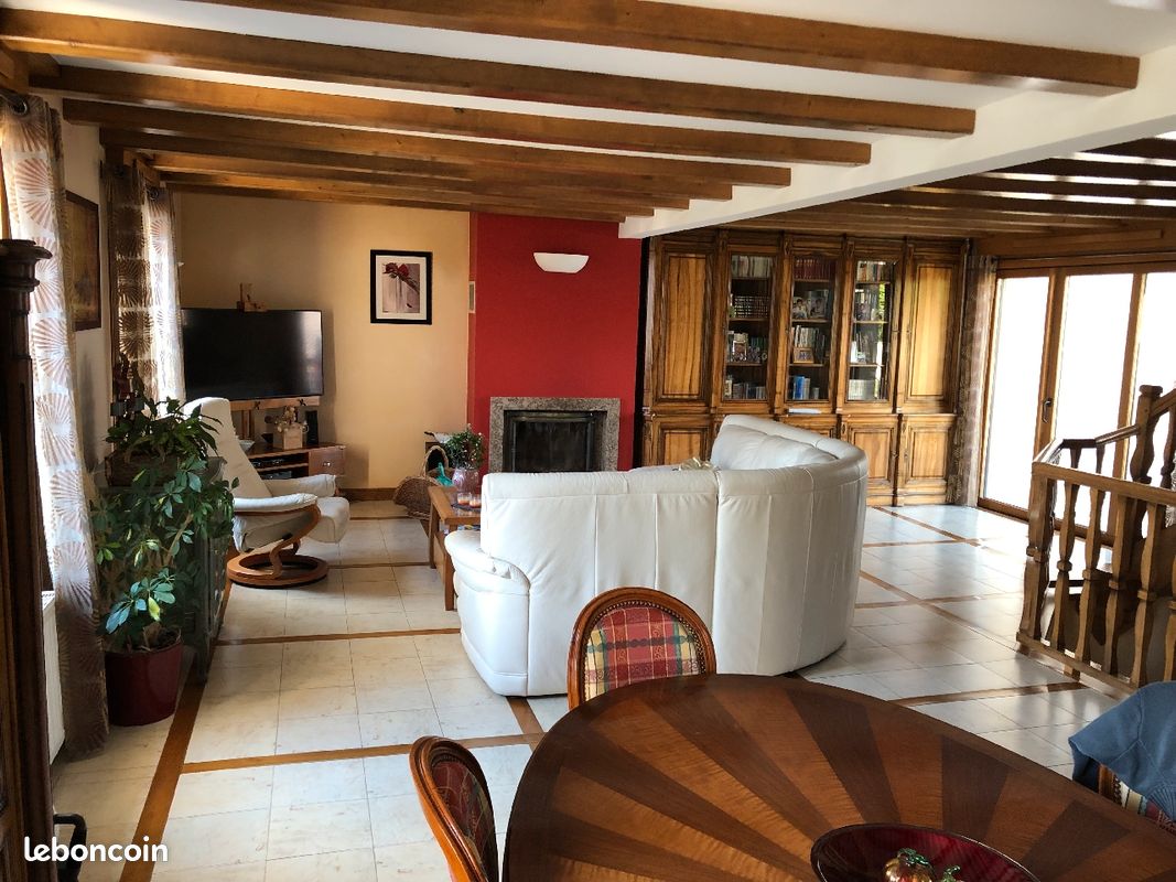 Maison agréable dans le bourg de Seilhac - Seilhac 19700 (image 2)