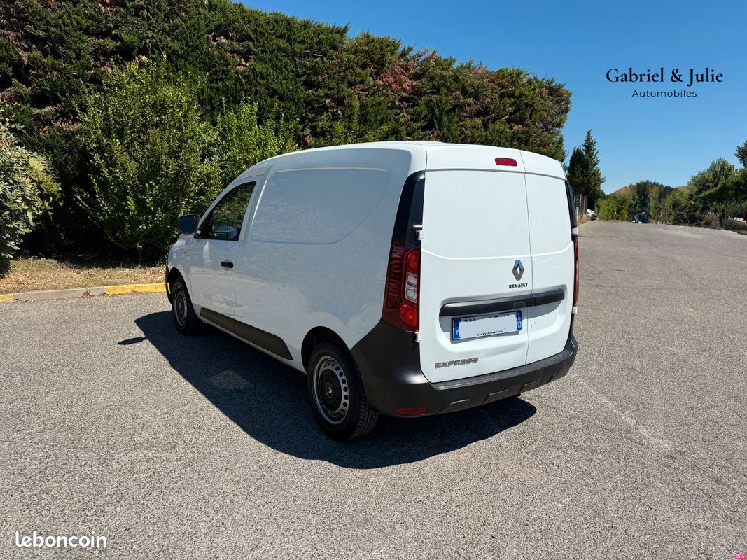 RENAULT Express Van1.5 dCi S&S 75 ch Confort 2 places TVA récupérable (image 5)