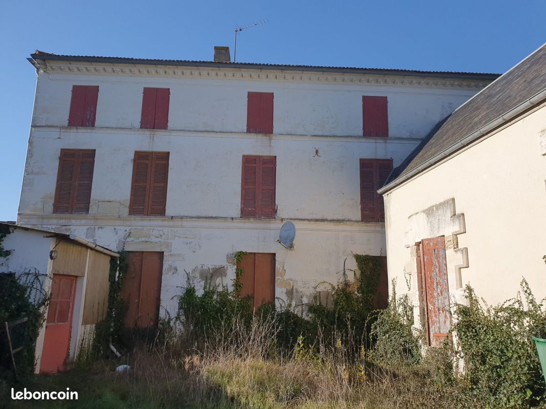 Maison 8 pièces 228 m² · à Chenac-Saint-Seurin-d'Uzet · 228 m² · 79 500 €