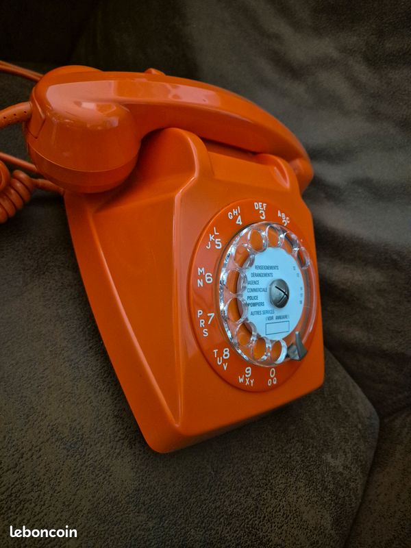 TÉLÉPHONE VINTAGE ORANGE Rotary Dial S63 Années 70 Retro Pop Design EUR 80,00 - FR