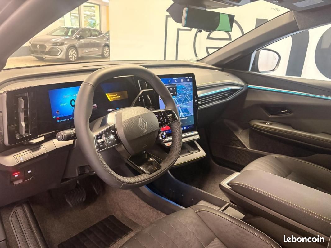Renault Mégane E-TECH 220 ch autonomie confort GSR2 Iconic (image 15)