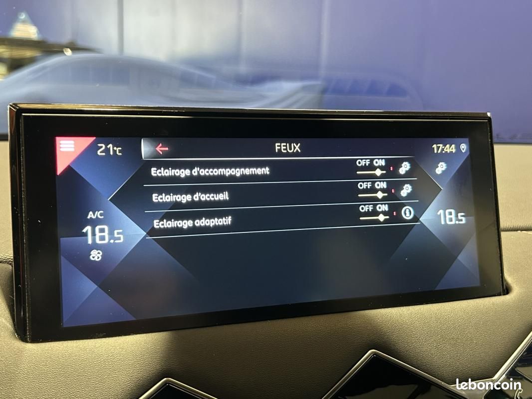 DS 3 Crossback BlueHDi 130 EAT8 Opéra *CAMERA + SIEGES CHAUFFANTS (image 22)