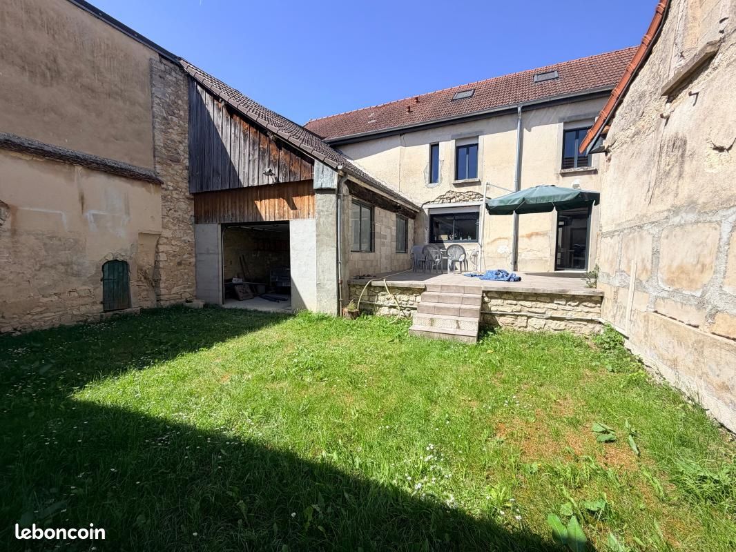 Maison 5 pièces 160 m² · à Dormans · 160 m² · 1 200 €/mois